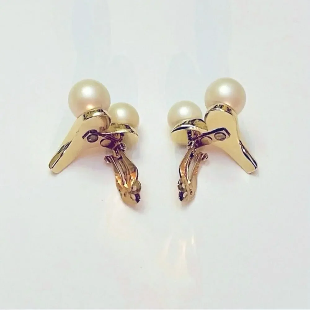 Vtg 50s Mid-Century Trifari Faux Pearl Clip-on Earrings Gold Tone Signed